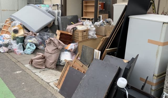 遺品整理と生前整理・元気なうちに整理をしておけば家族の負担を軽減可能